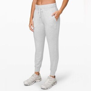 Lululemon Heather Grey Sweatpants